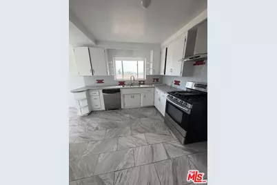 6256 S Fairfax Ave, Los Angeles, CA 90056 - Photo 25