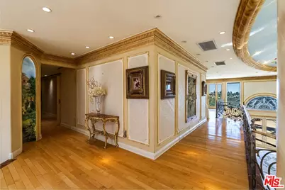 2716 Casiano Rd, Los Angeles, CA 90077 - Photo 19
