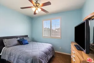 11926 Olive Glen Ln, Los Angeles, CA 90047 - Photo 17