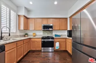 11926 Olive Glen Ln, Los Angeles, CA 90047 - Photo 13