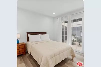 11710 Hartsook St, Valley Village, CA 91607 - Photo 9