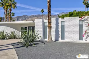 1061 S Sagebrush Rd, Palm Springs, CA 92264 - Photo 3