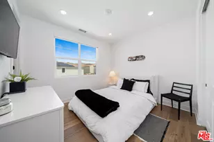 19523 Blackthorn Dr, Santa Clarita, CA 91351 - Photo 43