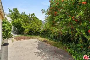 2556 E Villa St, Pasadena, CA 91107 - Photo 25