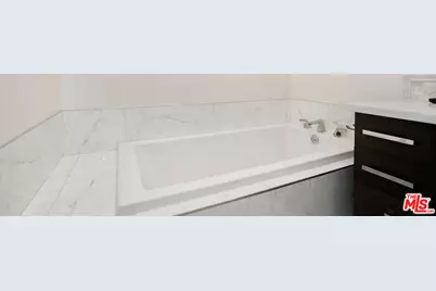 10523 Ashton Ave #301, Los Angeles, CA 90024 - Photo 27