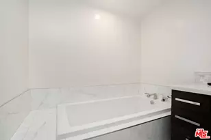 10523 Ashton Ave, Los Angeles, CA 90024 - Photo 27