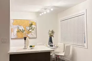 1250 W 37th St, Los Angeles, CA 90007 - Photo 13