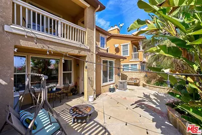 26644 Via Bellazza, Valencia, CA 91381 - Photo 39