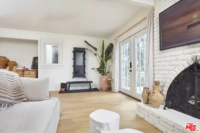230 Sherman Canal, Venice, CA 90291 - Photo 9
