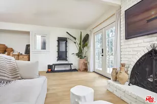 230 Sherman Canal, Venice, CA 90291 - Photo 9