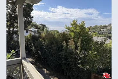 439 Mesa Rd, Santa Monica, CA 90402 - Photo 9