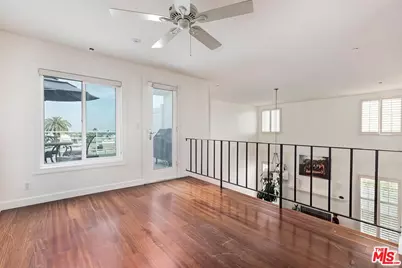 964 Hancock Ave #302, West Hollywood, CA 90069 - Photo 19