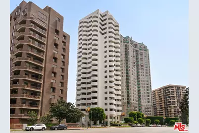 10560 Wilshire Blvd #2003, Los Angeles, CA 90024 - Photo 1