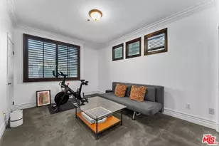 850 N Croft Ave, Los Angeles, CA 90069 - Photo 25