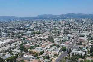447 N Commonwealth Ave, Los Angeles, CA 90004 - Photo 11