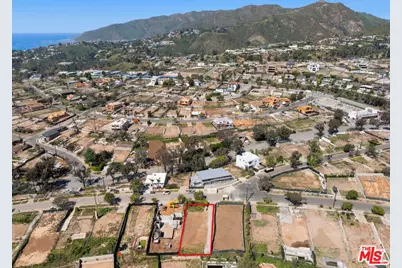 566 N Las Casas Ave, Pacific Palisades, CA 90272 - Photo 5