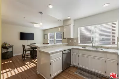 8011 Hannum Ave, Culver City, CA 90230 - Photo 17