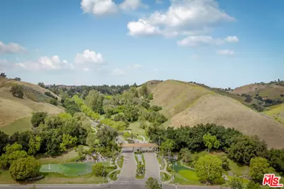 25532 Gaylord Ct, Calabasas, CA 91302 - Photo 55