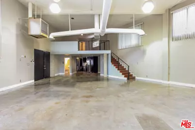 2749 S Sepulveda Blvd, Los Angeles, CA 90064 - Photo 31