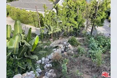 680 Palmera Ave, Pacific Palisades, CA 90272 - Photo 7