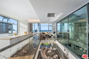 2505 Ocean Front Walk, Venice, CA 90291 - Photo 17
