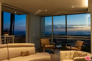 2505 Ocean Front Walk, Venice, CA 90291 - Photo 11