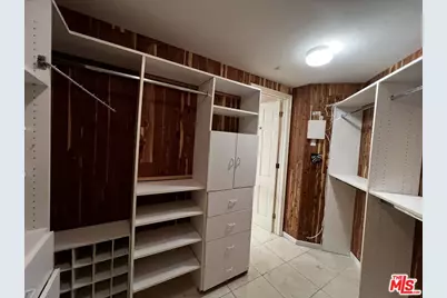 2357 Brookshire Ln, Los Angeles, CA 90077 - Photo 17
