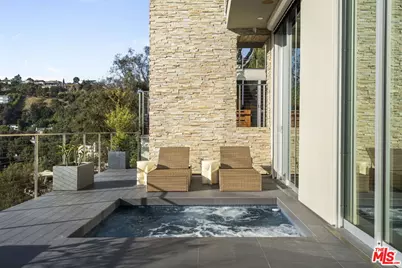 2229 Castilian Dr, Los Angeles, CA 90068 - Photo 7