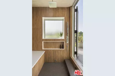 2229 Castilian Dr, Los Angeles, CA 90068 - Photo 9