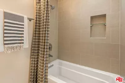 4115 Knobhill Dr, Sherman Oaks, CA 91403 - Photo 23