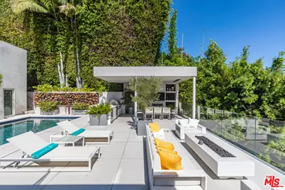 1288 Angelo Dr, Beverly Hills, CA 90210 - Photo 15