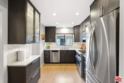 1013 16th St #101, Santa Monica, CA 90403 - Photo 15
