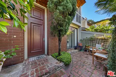 4360 Glencoe Ave #5, Marina del Rey, CA 90292 - Photo 3