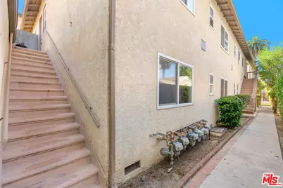 14643 Friar St #6, Van Nuys, CA 91411 - Photo 13
