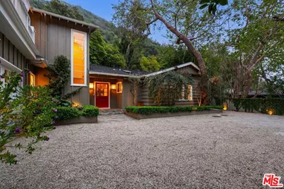 3354 Mandeville Canyon Rd, Los Angeles, CA 90049 - Photo 63
