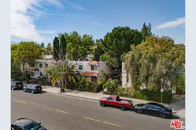 9015 Owensmouth Ave, Canoga Park, CA 91304 - Photo 3