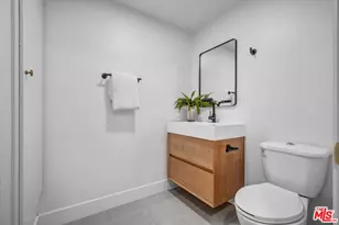 24224 Spicewood Ln, Harbor City, CA 90710 - Photo 21