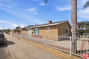 541 McDonald Ave, Wilmington, CA 90744 - Photo 1