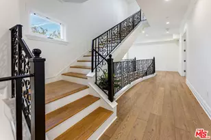 391 S Saltair Ave, Los Angeles, CA 90049 - Photo 37