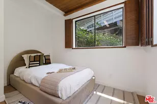 8506 Oak Ct, Los Angeles, CA 90046 - Photo 17