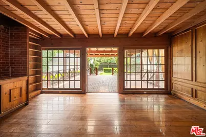 246 16th St, Santa Monica, CA 90402 - Photo 11