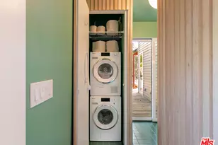 5676 Hub St, Los Angeles, CA 90042 - Photo 21