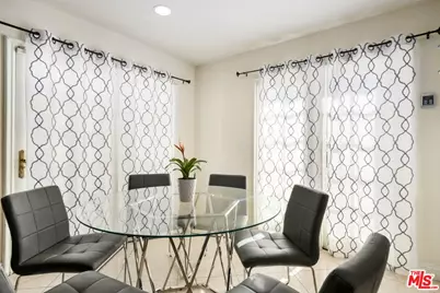 1706 Amherst Ave, Los Angeles, CA 90025 - Photo 13