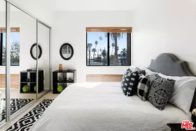 750 S Bundy Dr ##Ph302, Los Angeles, CA 90049 - Photo 17