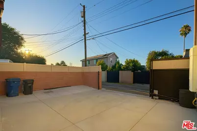 16233 Parthenia St, North Hills, CA 91343 - Photo 45