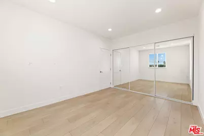 16233 Parthenia St, North Hills, CA 91343 - Photo 17
