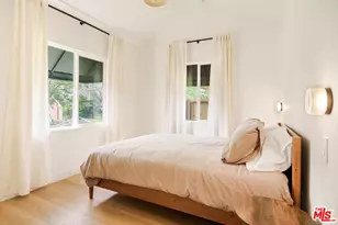 2057 W 28th St, Los Angeles, CA 90018 - Photo 11