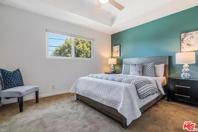 2422 N Ardmore Ave, Manhattan Beach, CA 90266 - Photo 15