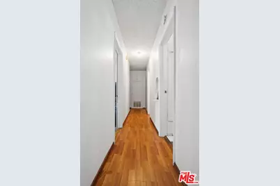 207 W 85th St, Los Angeles, CA 90003 - Photo 15