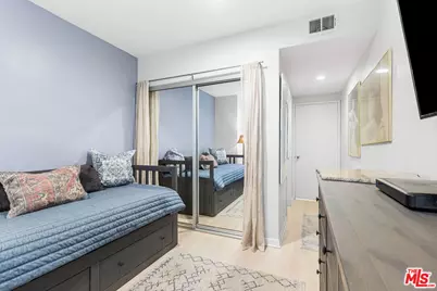 1617 S Beverly Glen Blvd #204, Los Angeles, CA 90024 - Photo 25